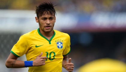 开云平台-_勇士开启疯狂三分狂潮，无人能挡_，勇士狂风暴雨