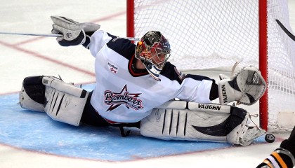 开云体育在线入口-掘金险胜凯尔特人，总决赛中约基奇完成三双，约基奇mvp之夜32+20+10 掘金惨败0-3落后太阳